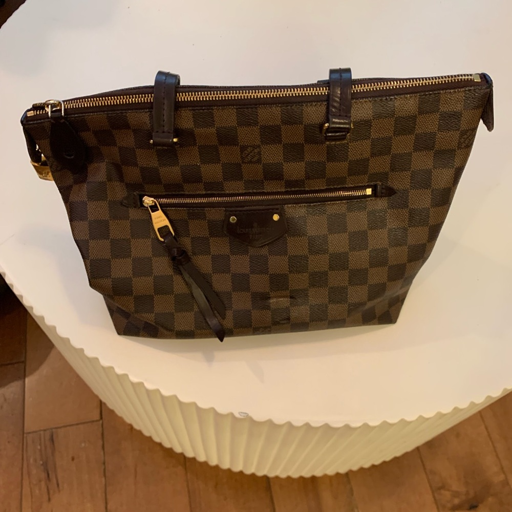 Louis Vuitton Handbag